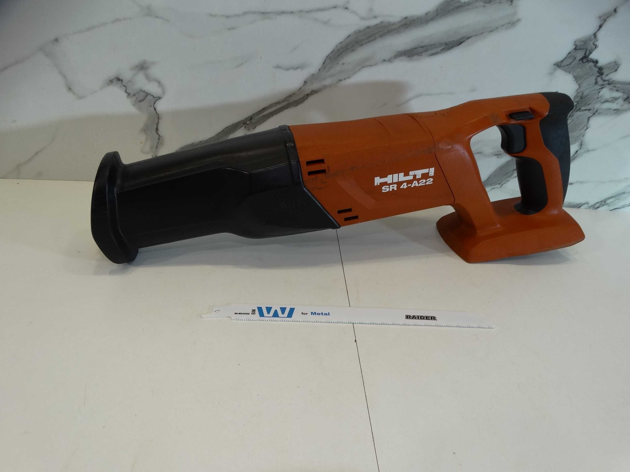 Hilti SR 4 - A22 - Саблен трион