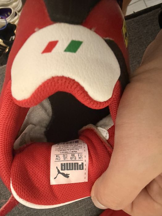 Adidasi puma ferarri marimea 30