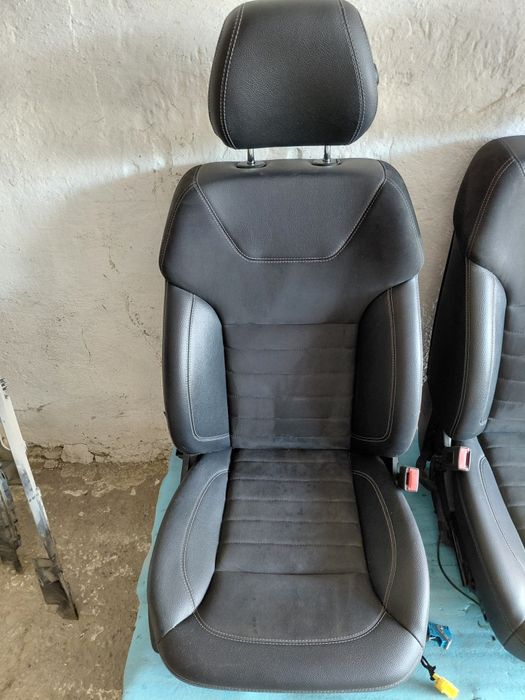 Interior Mercedes ML W166 Piele neagra combinata cu alcantara