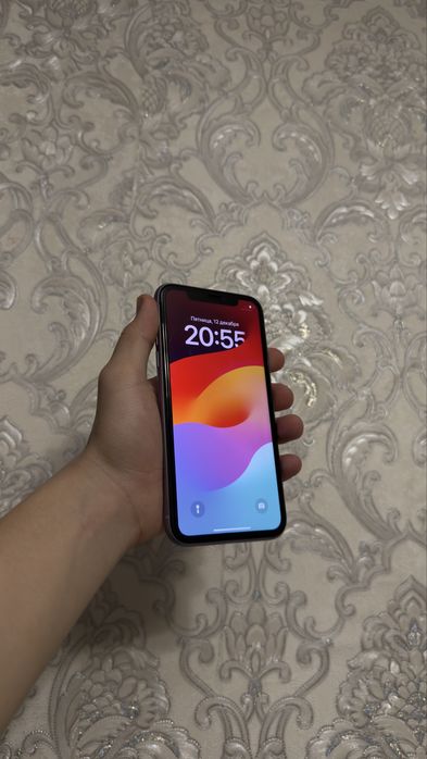 Продам iPhone 11 64gb идеал