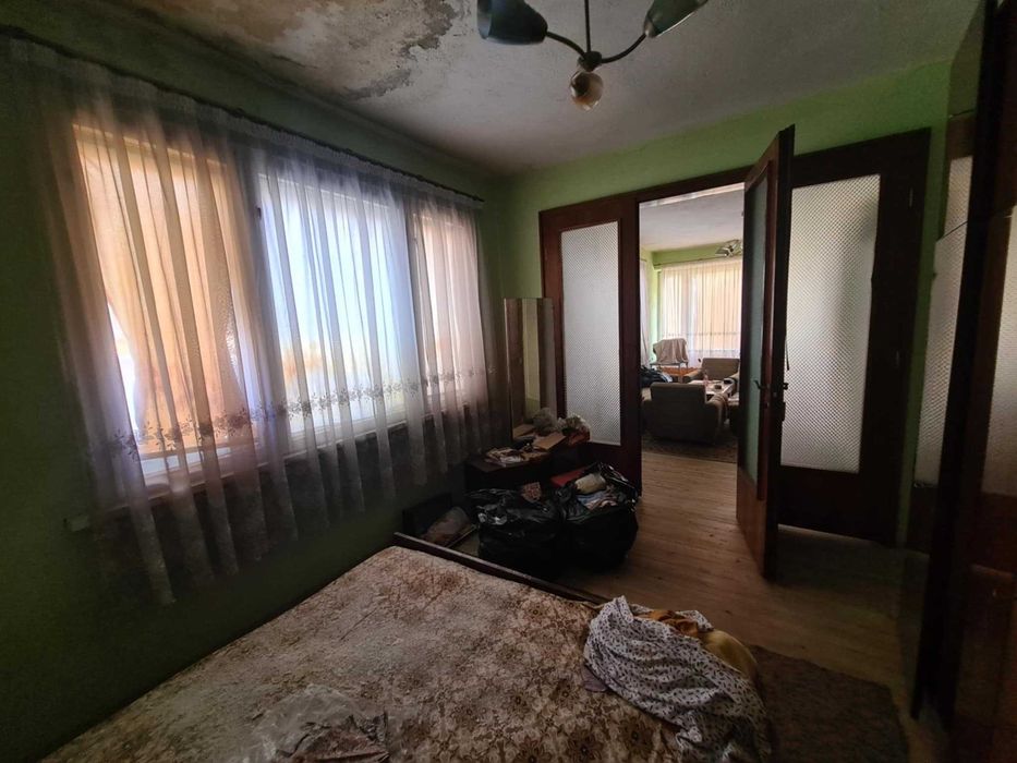 Етаж От Къща С Гараж В Кв.Център, Гр. Хасково