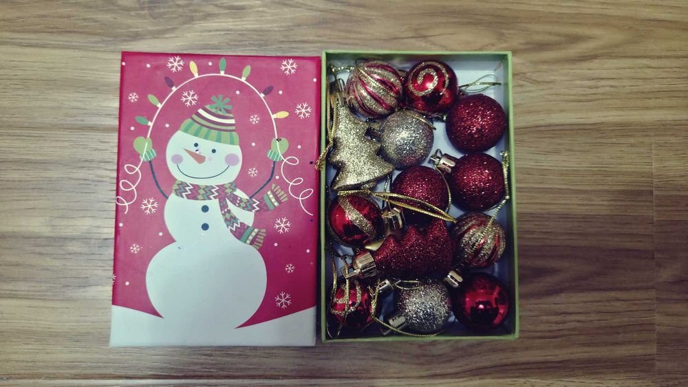 Globuri și ornamente Craciun