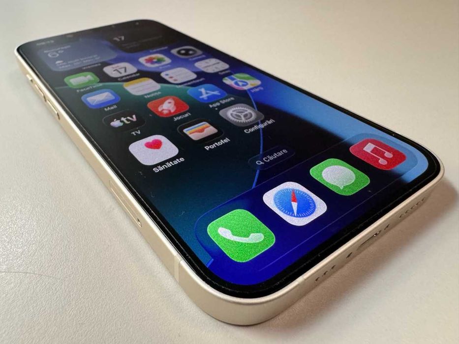  Apple / iPhone 14 128 Gb / Starlight