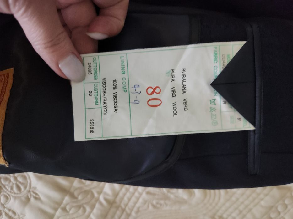 Продам мужской костюм тройку