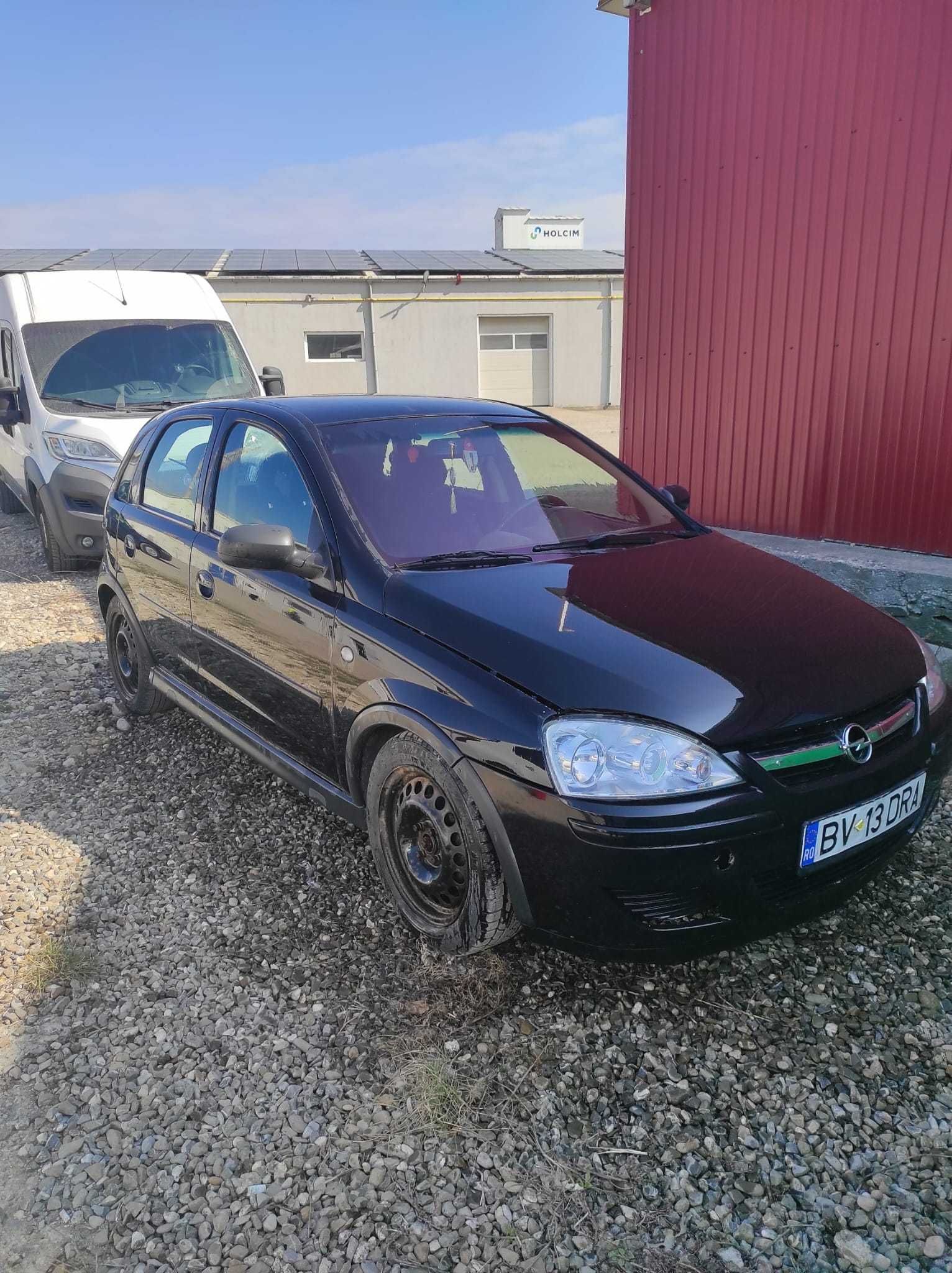 Vand CORSA C, 2005, benzina, 4 usi, 1229 cm, 59 kw, 140.000 km bord