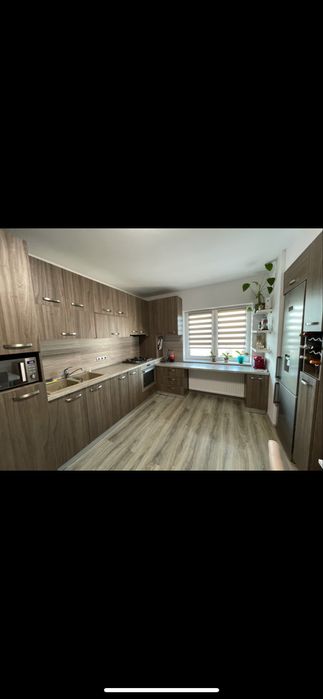 Vand apartament Omnia Residence