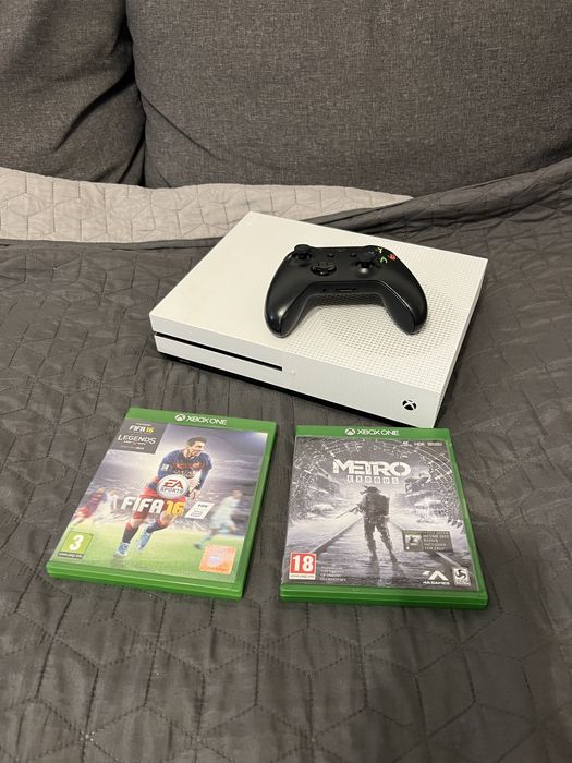 Xbox One S 1TB + Jocuri