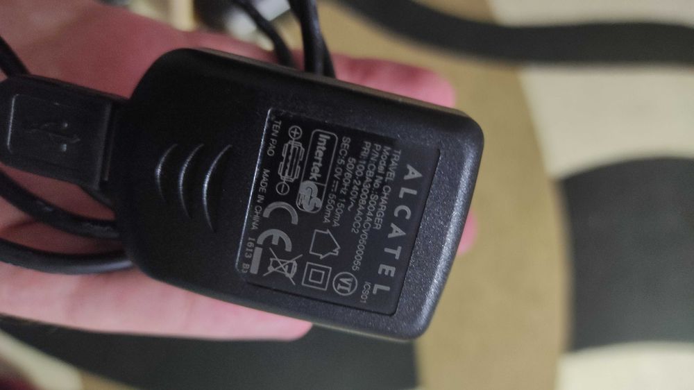 Incarcator Alcatel cu cablu usb micro b