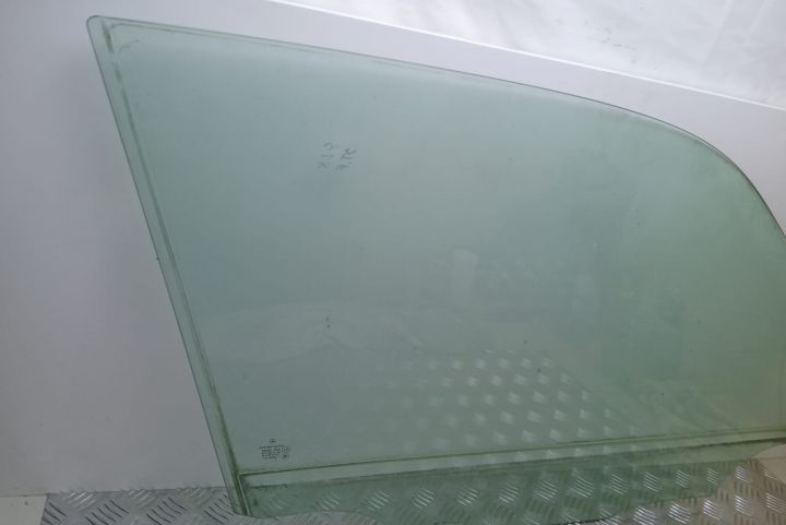 Geam stanga fata Mercedes-Benz GLK-Class X204