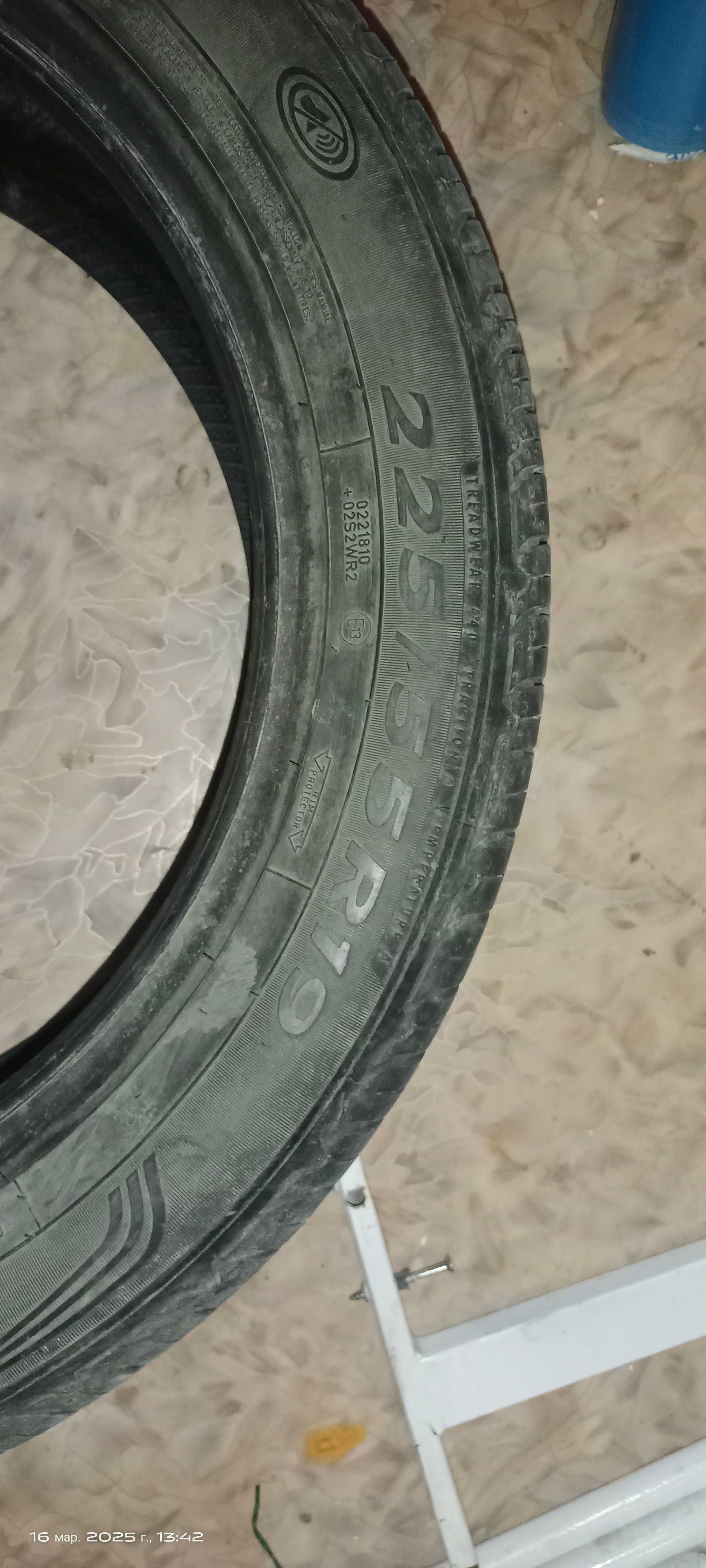 Продам шины 225*55 r19