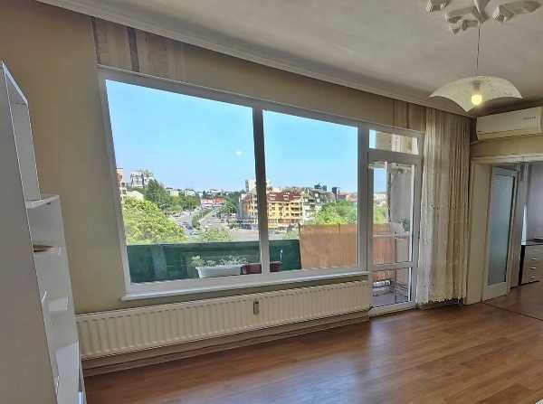 Продава се Тристаен апартамент в Пловдив, Кършияка - 90 кв.м за 1600 €/кв.м - Снимка #2
