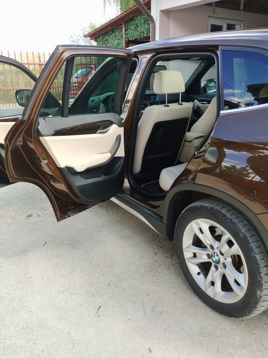 Bmw x1  xdrive 23d