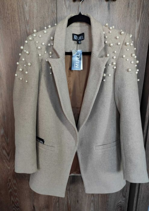 Намален MIJEL нов с етикет плътен блейзър с перли в цвят мока