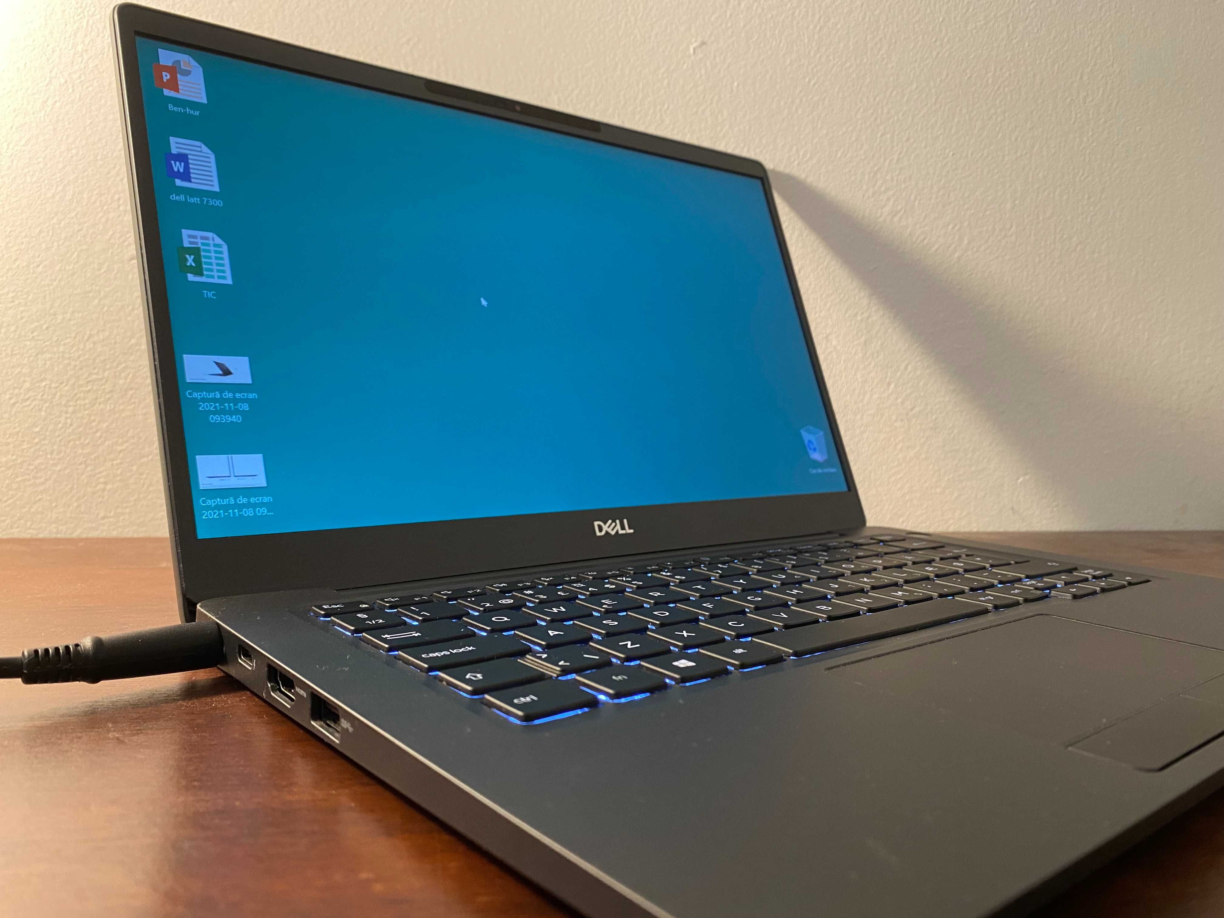 Dell latitude 7300 8gb RAM 256SSD touchscreen, amprentă