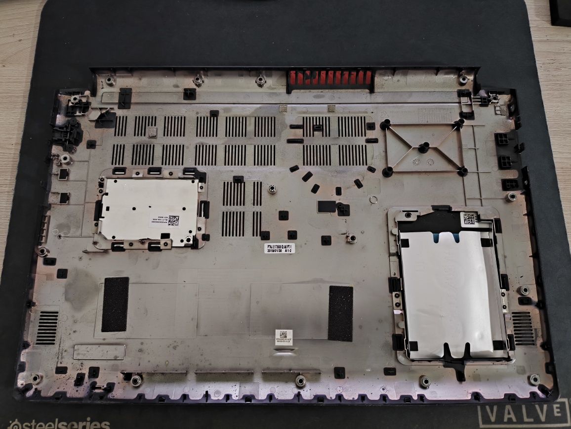 Поддон на Acer Aspire A315-53G