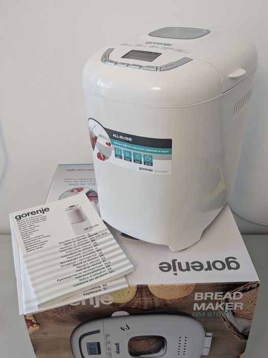 Mașină de făcut pâine Gorenje BM910WII