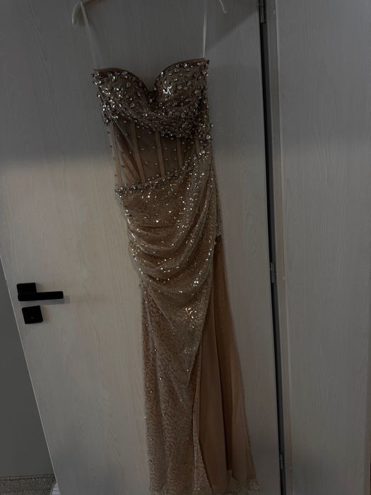 Официална дълга рокля