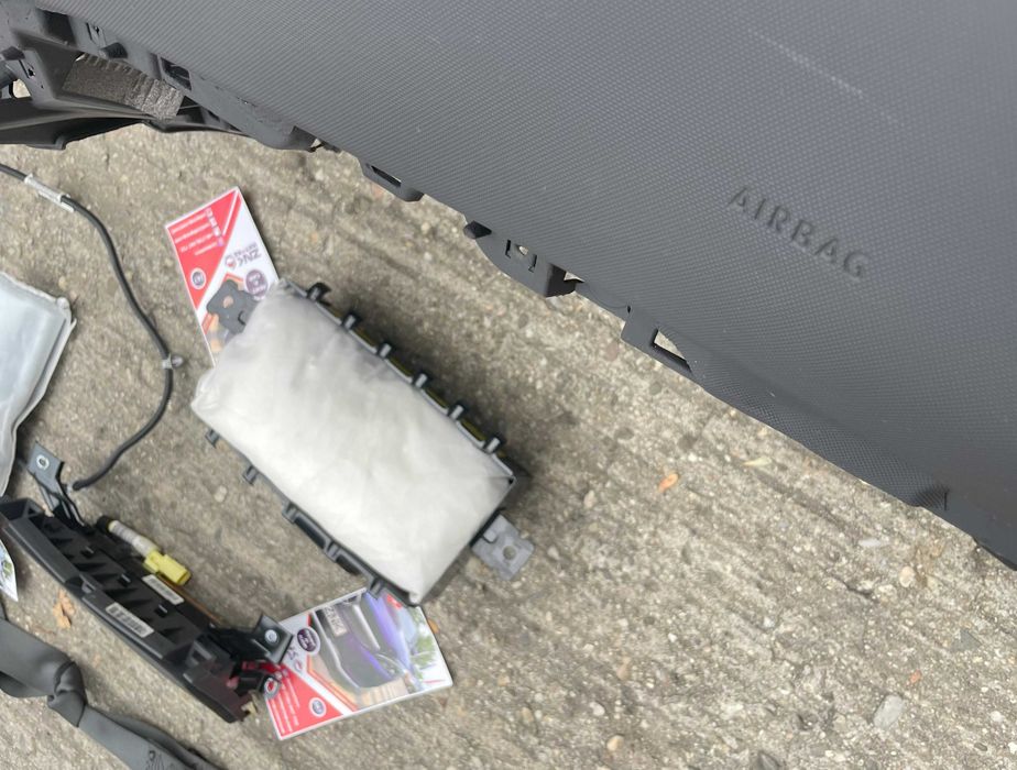 Hyundai IONIQ plansa bord kit airbag volan pasager genunchi - centuri