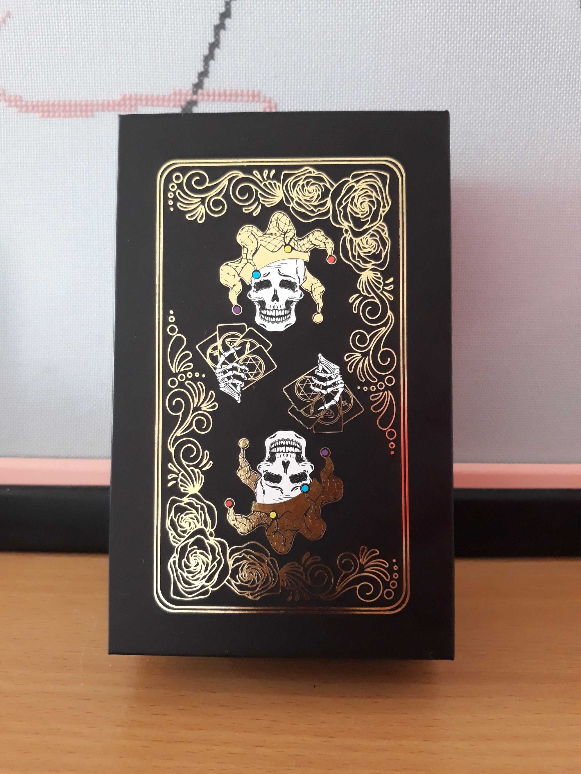 Уникални таро карти пластик - Skeleton Tarot, 7х12см, кутия