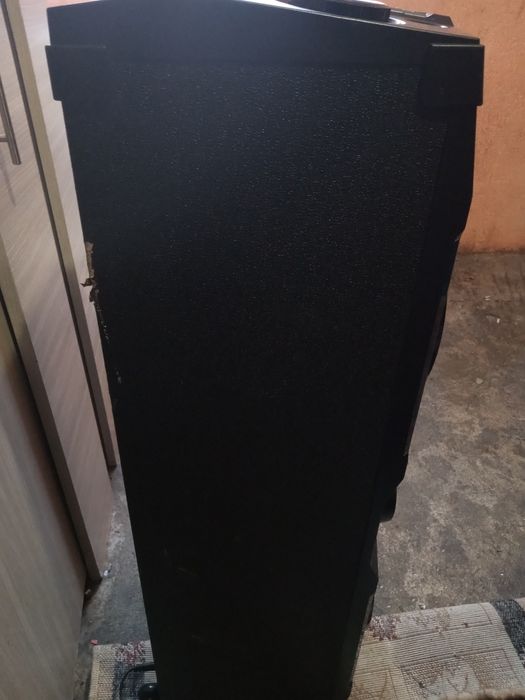 Vand boxa urgent