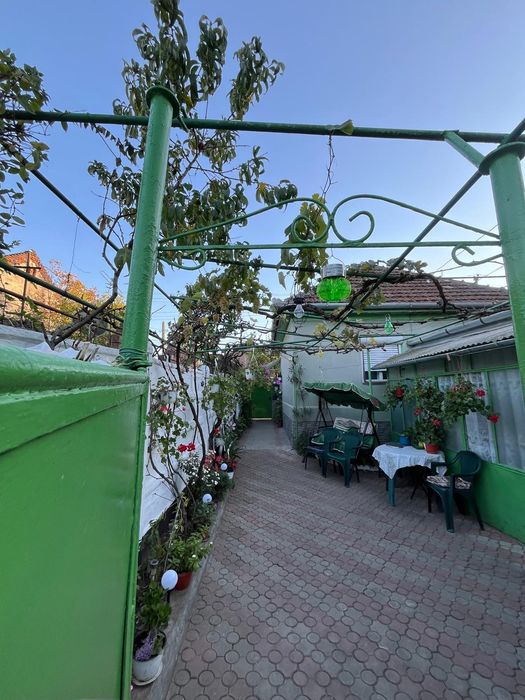 Casa de vanzare bujac