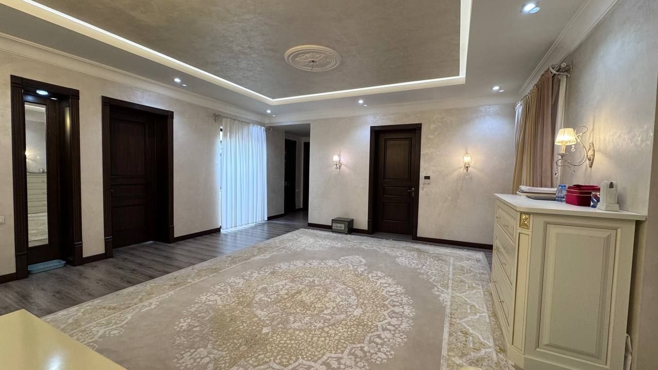 Продаётся евро дом махалля ракат 3 сотки 350м²