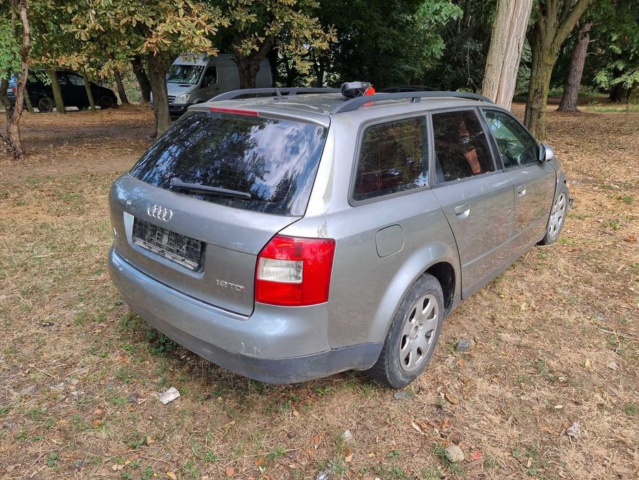Audi A4 B6 1.9 TDI /18 джанти / На части