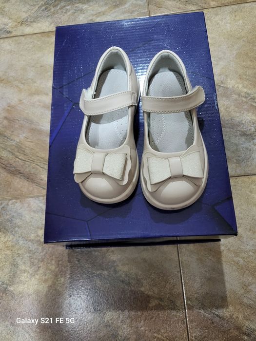 Красиви детски обувки