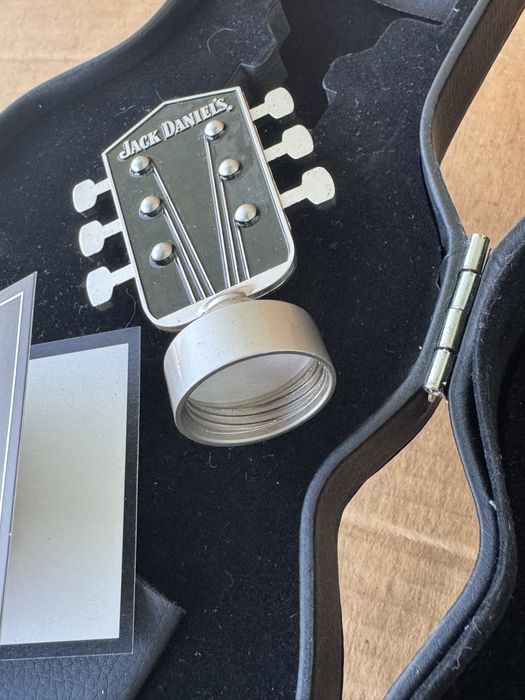 Кожен калъф за бутилка Jack Daniels с Guitar Case , калъф за китара