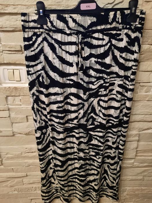 Fuste scurte si lungi L,XL,XXL, bluze cu paiete