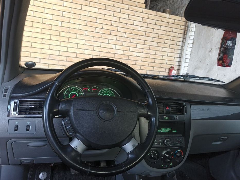 Jentra 2020 sotiladi. Narxi 13000$