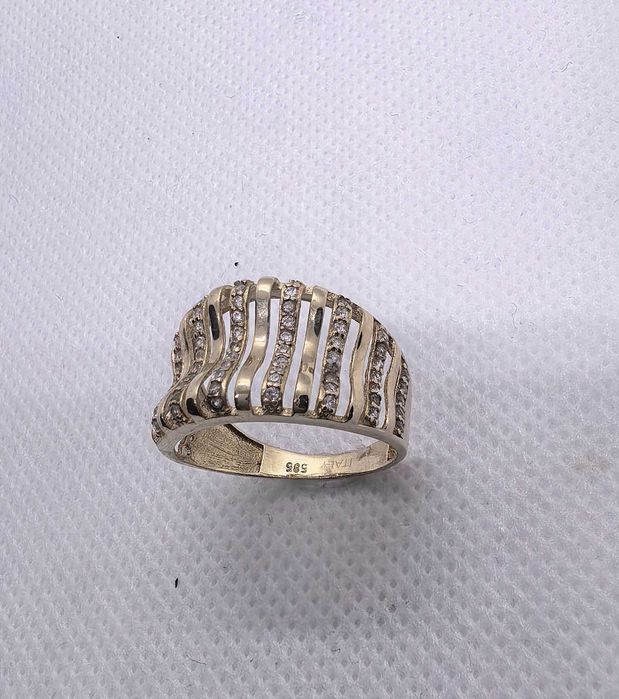 Кольцо жёлтое золото