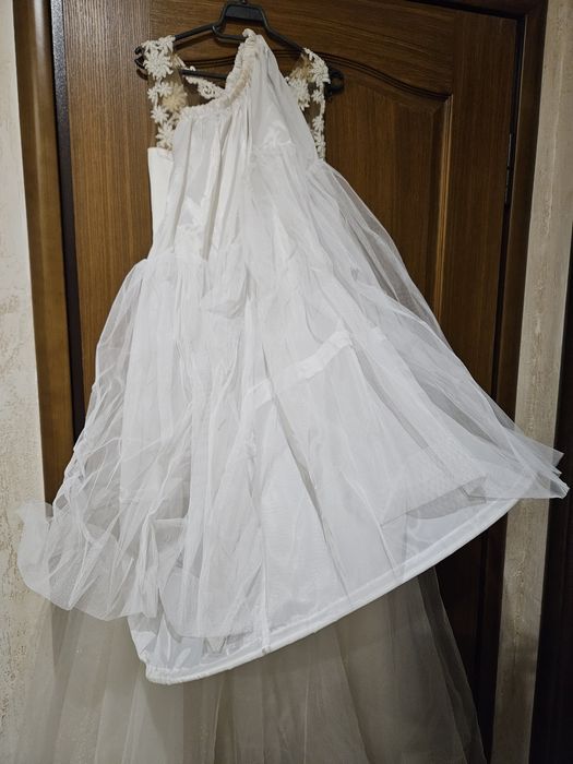 Сватбена рокля за 160см 48кг