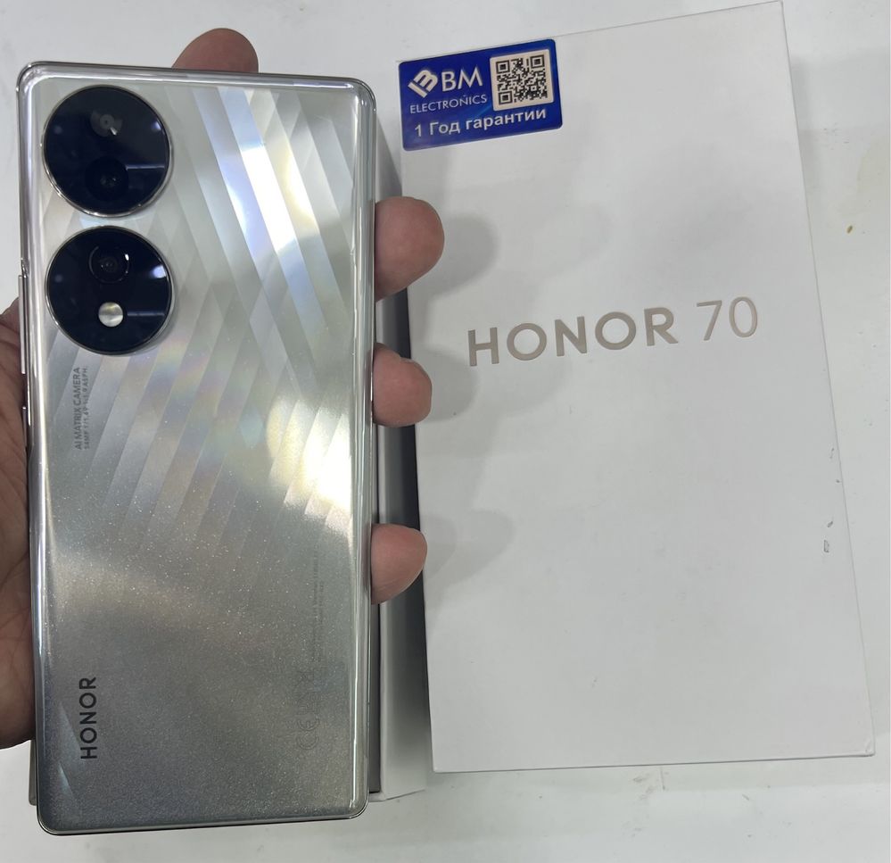 Honor 70  8/256gb