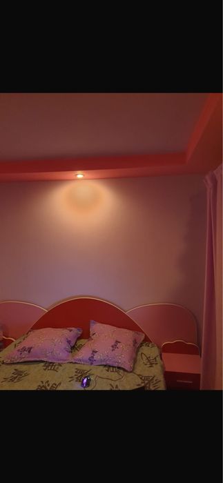 Vand apartament doua camere