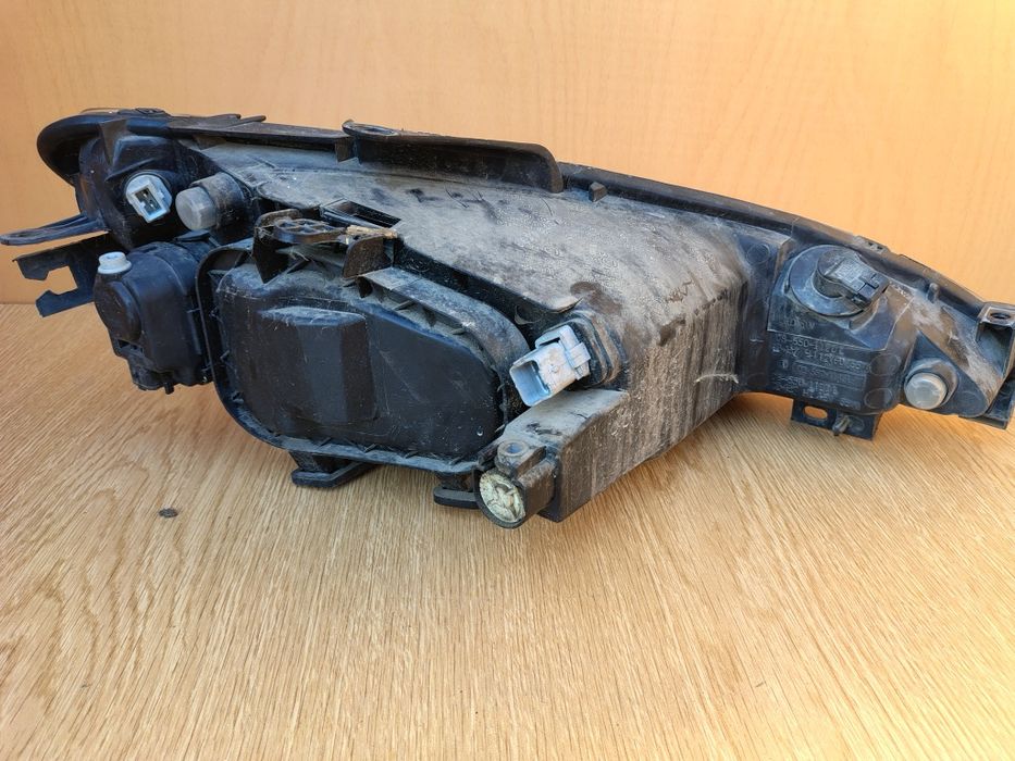 Ляв фар за Пежо 206 фейслифт