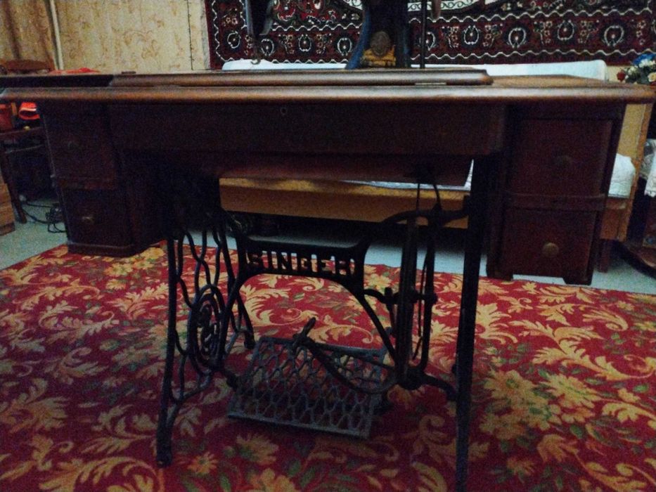 Швейная машинка SINGER с оригинальным руководством 1913 года