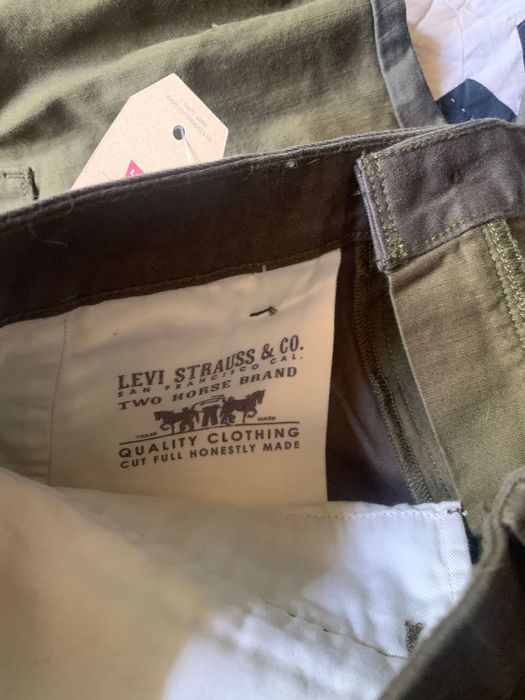 Levi’s • Левис •