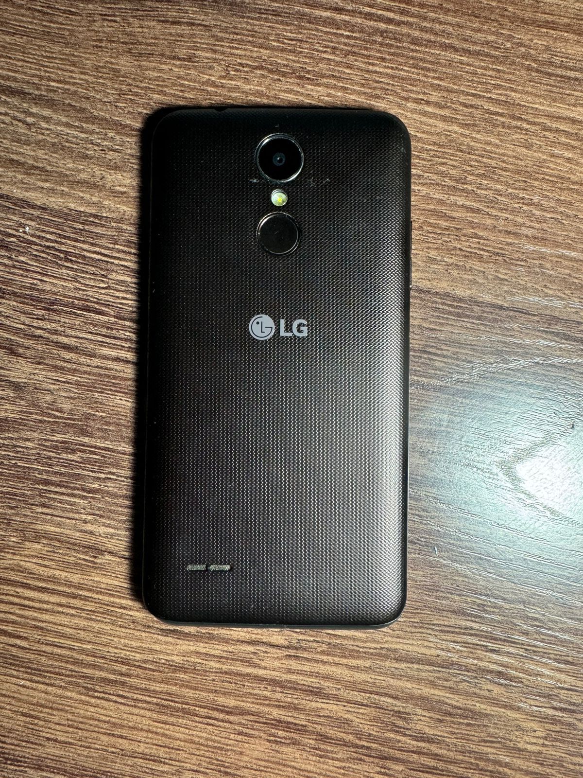 Смартфон LG K4 (2017) X230 Brown
