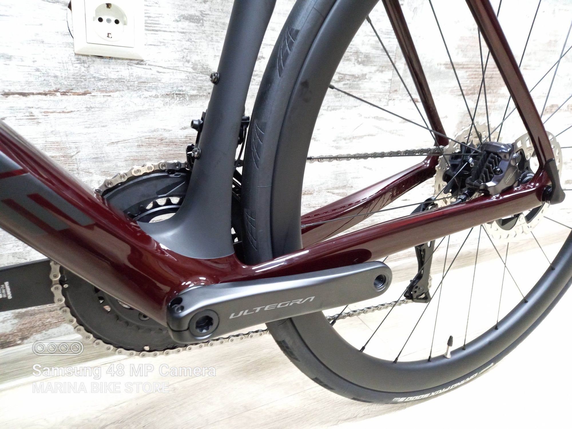 НОВ карбонов шосеен велосипед Lapierre Xelius SL 8.0 Dis