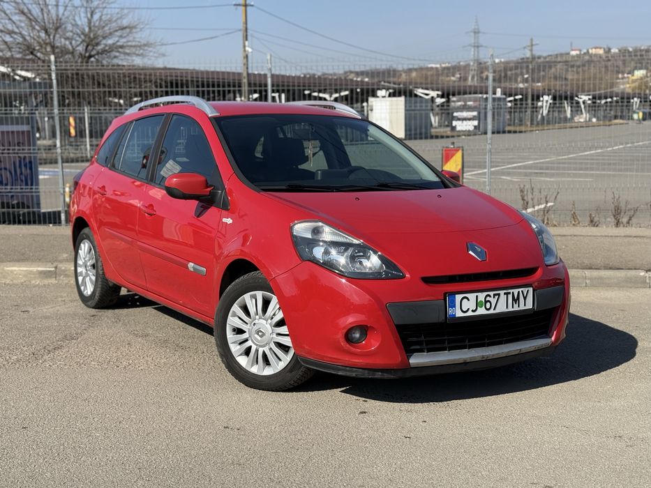 Vand Renault Clio 1.5 Dci an 2012 Inmatriculat in Ro