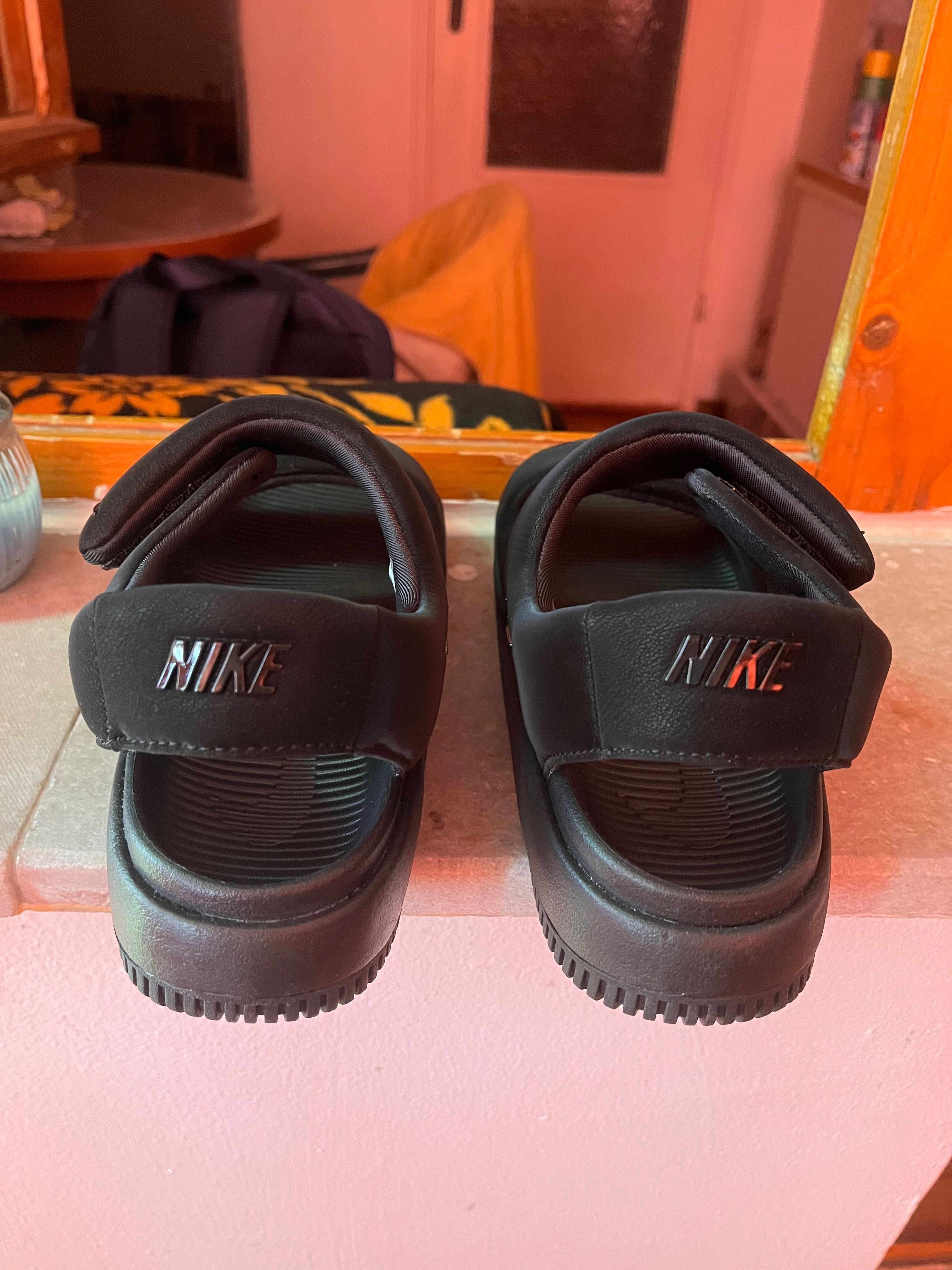Nike Calm сандали