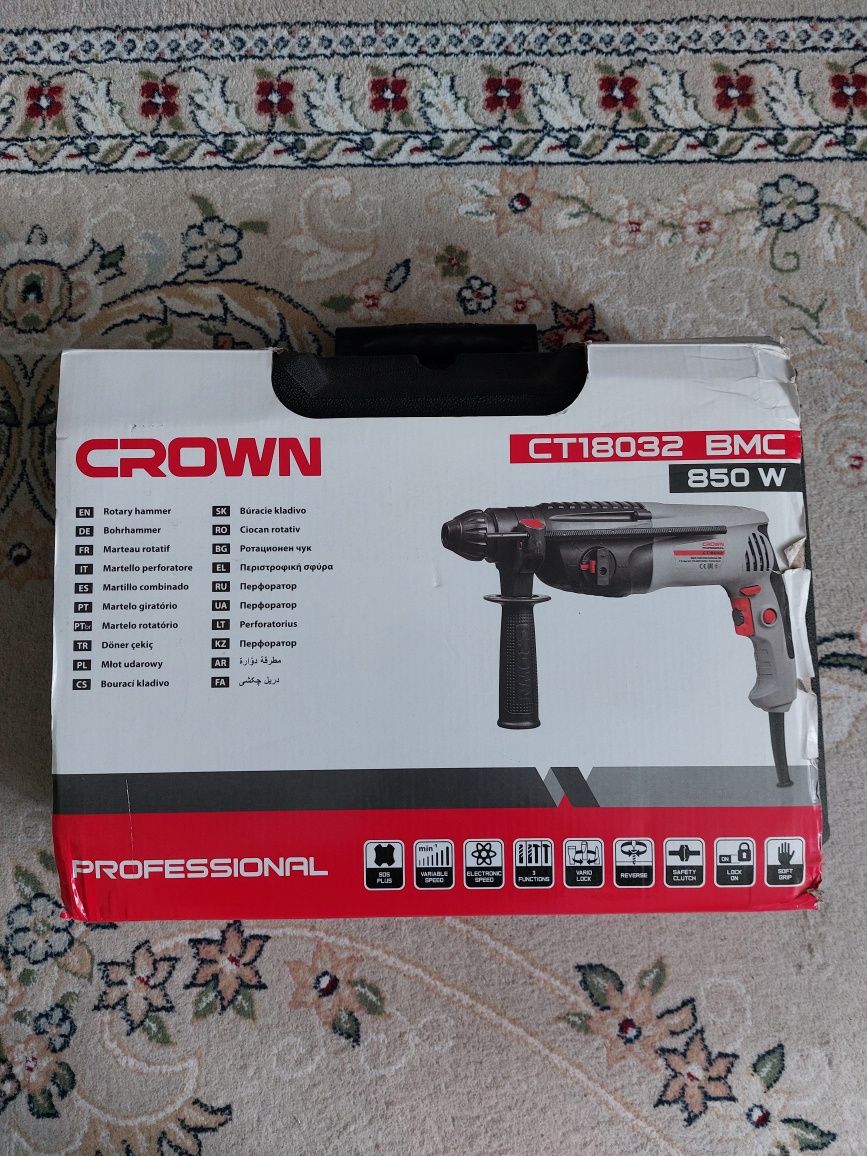 Перфоратор Crown СТ-1832 ВМС