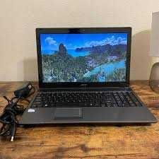 vand laptop acer aspire 5733 i3