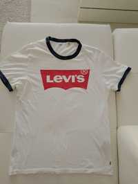 Vand tricou Levi's,produs original,marimea M,in stare buna.