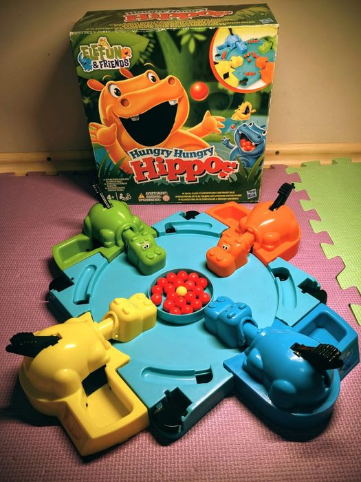Vând joc Hungry Hungry Hippo