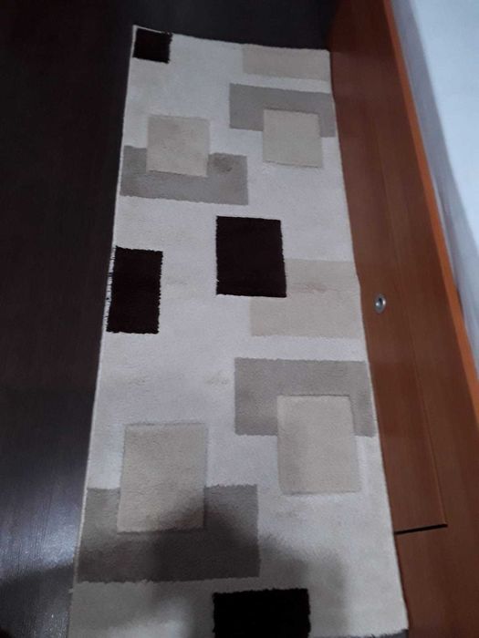 Vând Covor Dreptunghiular