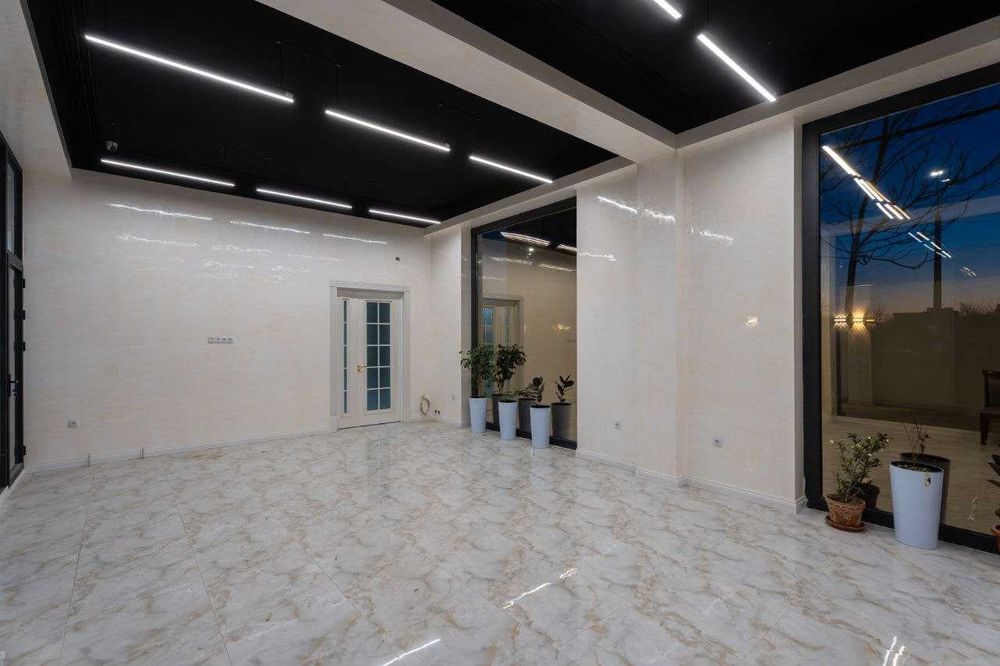 Продаётся отдельно стоящее здание 640 м2. на Саракульской Мирабадский