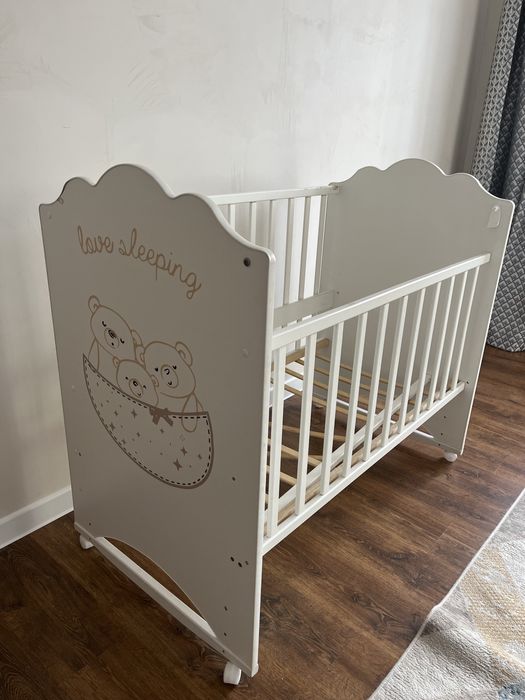 Манеж сатылады 20 мын тг матрасы бар