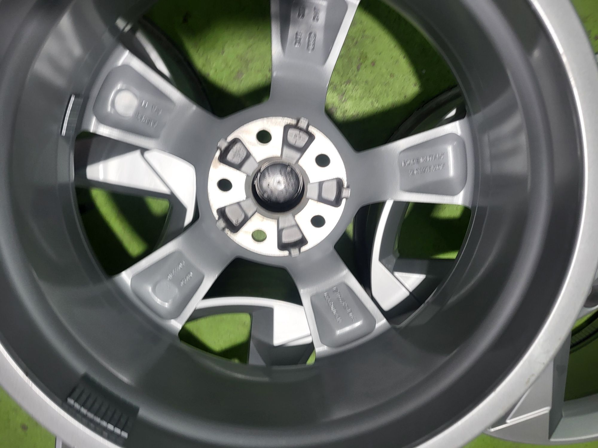 19 5x112 Audi Q3 лети джанти 5х112 ауди